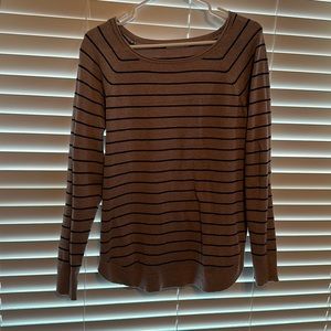 Women’s Scooped Shirt long sleeve